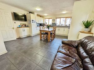 GRANVILLE WAY- click for photo gallery